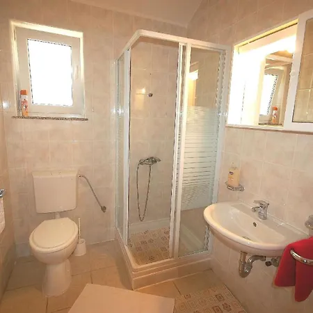 Apartment Fuer 4 Personen Ca 55 Qm In Bogovici, Kvarner Bucht Krk Malinska